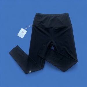 FORME Black High-Rise Leggings